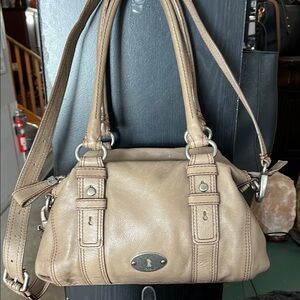 Fossil Tan Shoulder Bag with Silver Hardware and Structured Design